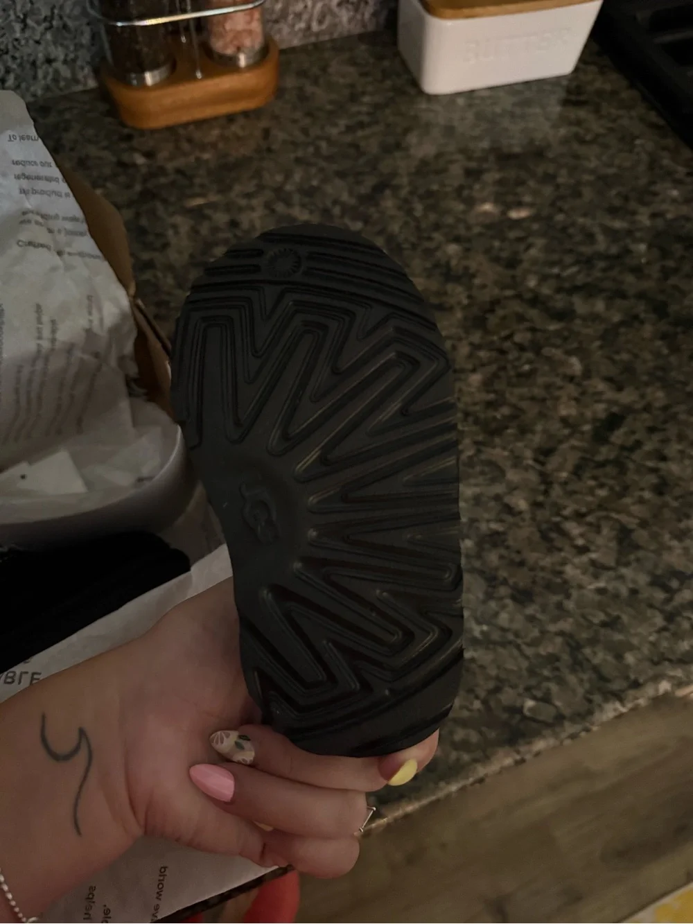 UGG image shows
